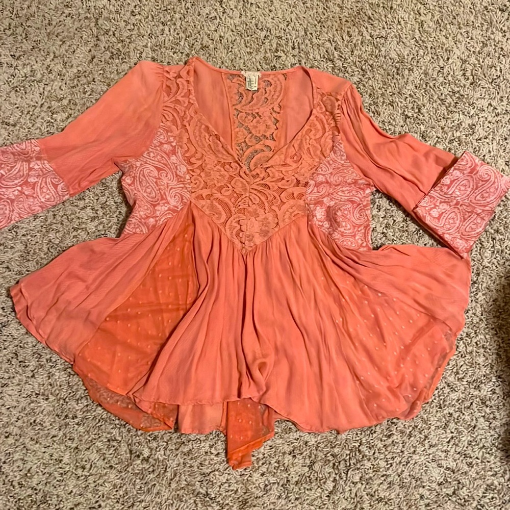 Gimmicks Size Small . Excellent Condition - image 1